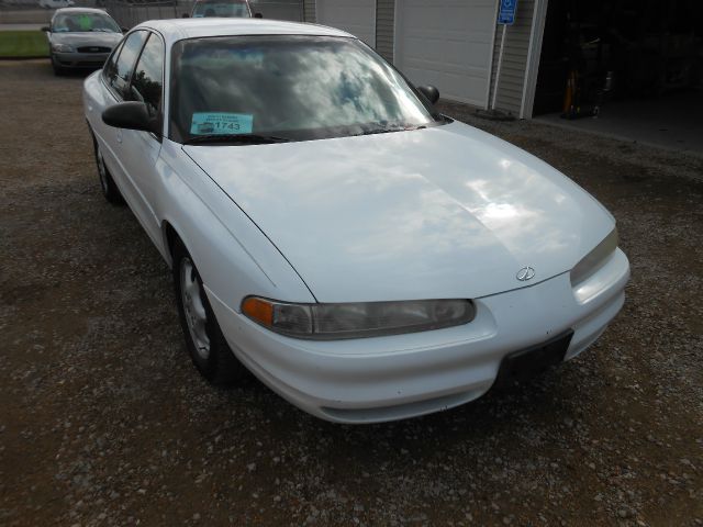 Oldsmobile Intrigue 1999 photo 3