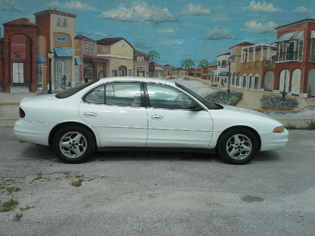 Oldsmobile Intrigue 1999 photo 1