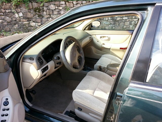 Oldsmobile Intrigue 2000 photo 3
