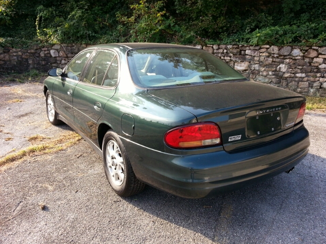 Oldsmobile Intrigue 2000 photo 4