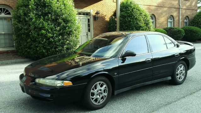 Oldsmobile Intrigue 2000 photo 3