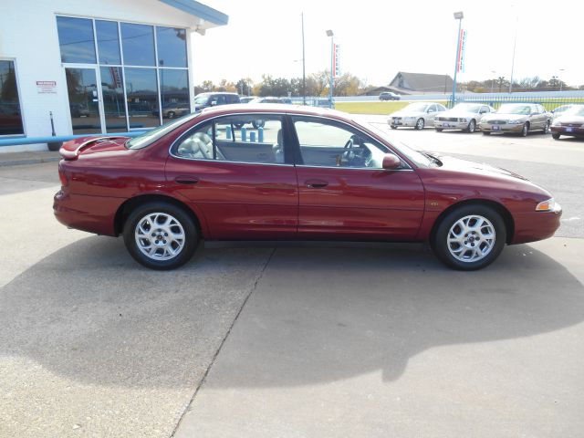 Oldsmobile Intrigue 2000 photo 4