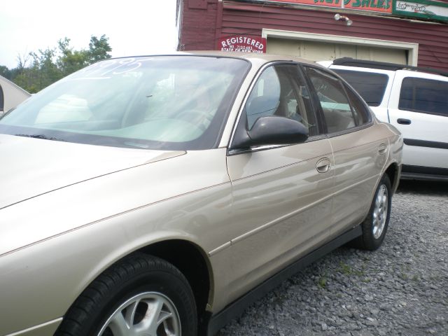 Oldsmobile Intrigue 2000 photo 2