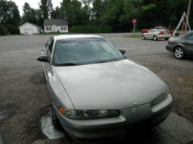 Oldsmobile Intrigue 2000 photo 3