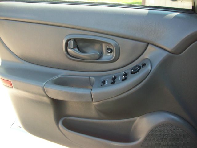 Oldsmobile Intrigue 2001 photo 12