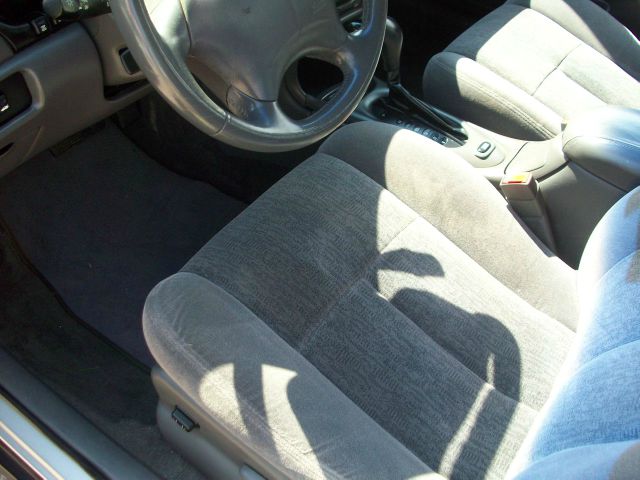 Oldsmobile Intrigue 2001 photo 17