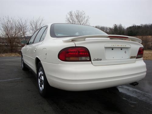 Oldsmobile Intrigue 2001 photo 2