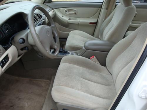 Oldsmobile Intrigue 2001 photo 3