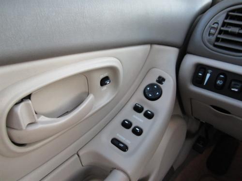 Oldsmobile Intrigue 2001 photo 1