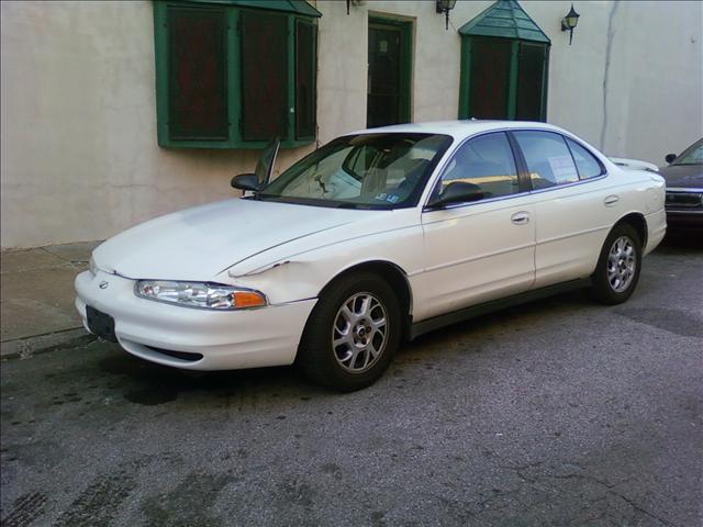 Oldsmobile Intrigue 2001 photo 3