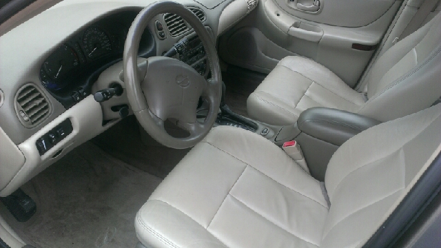 Oldsmobile Intrigue 2002 photo 4