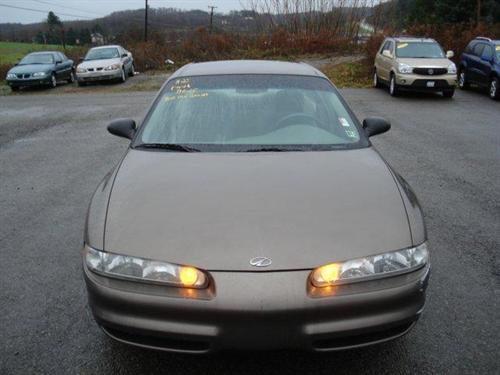 Oldsmobile Intrigue 2002 photo 1
