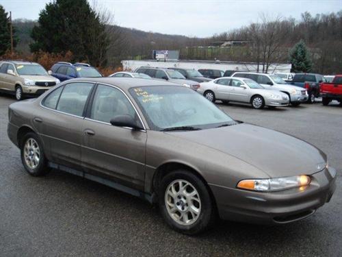 Oldsmobile Intrigue 2002 photo 2