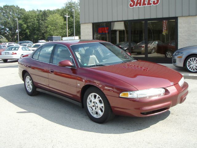 Oldsmobile Intrigue 2002 photo 1