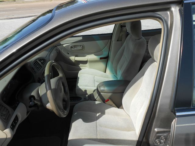 Oldsmobile Intrigue 2002 photo 4