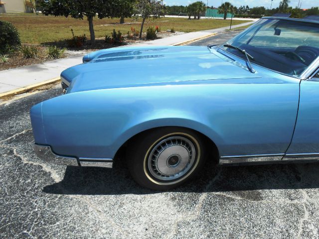 Oldsmobile Ninety Eight 1967 photo 98