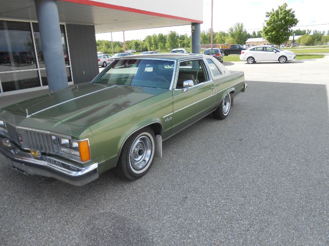 Oldsmobile Ninety Eight 1979 photo 2