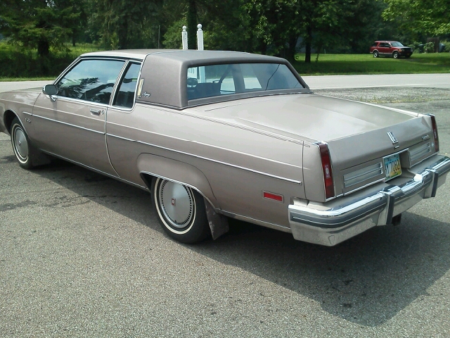 Oldsmobile Ninety Eight 1984 photo 1