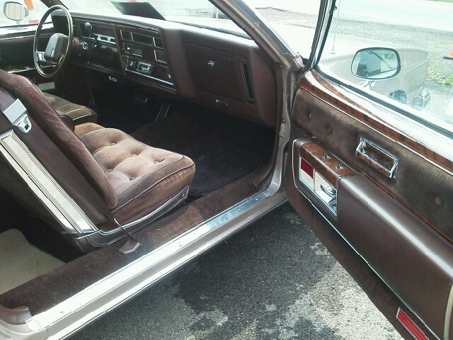 Oldsmobile Ninety Eight 1984 photo 4