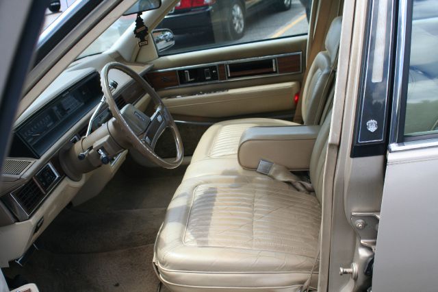 Oldsmobile Ninety Eight 1987 photo 2