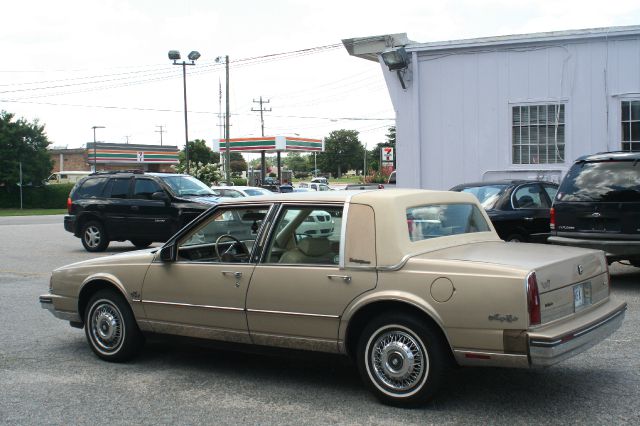 Oldsmobile Ninety Eight 1987 photo 3