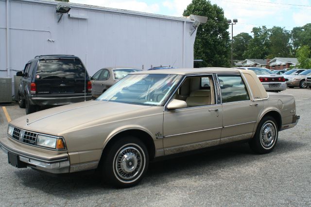 Oldsmobile Ninety Eight 1987 photo 4