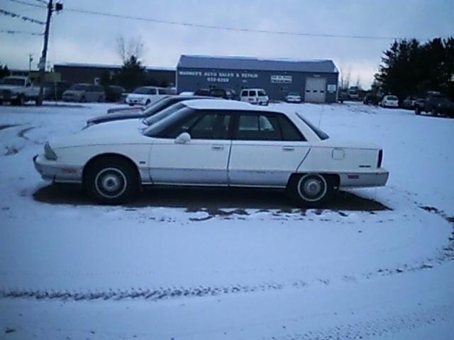 Oldsmobile Ninety Eight 1991 photo 1