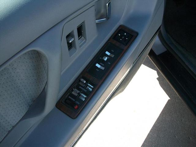 Oldsmobile Ninety Eight Deluxe Sport Sedan