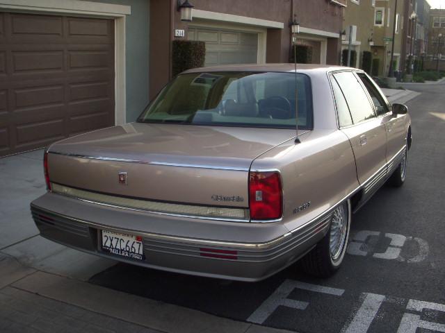 Oldsmobile Ninety Eight 1991 photo 2