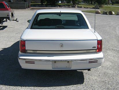 Oldsmobile Ninety Eight Deluxe Sport Sedan