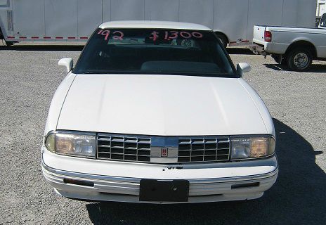 Oldsmobile Ninety Eight 1992 photo 3