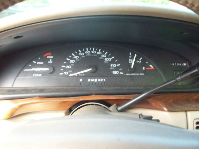Oldsmobile Ninety Eight 1996 photo 5