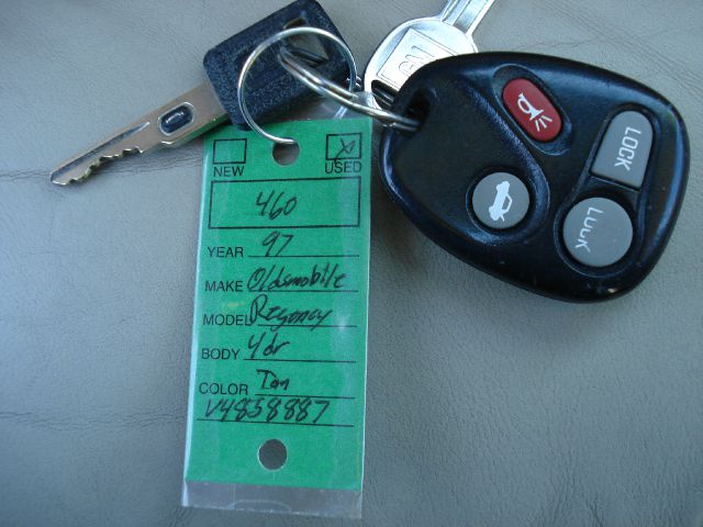 Oldsmobile Regency 1997 photo 10