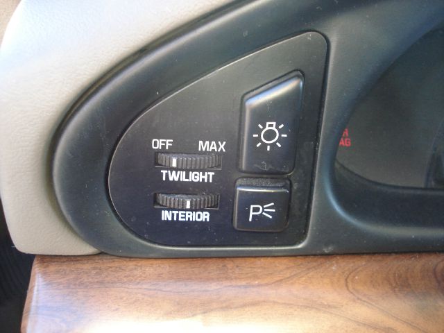 Oldsmobile Regency 1997 photo 24