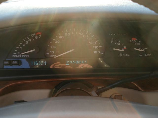 Oldsmobile Regency 1997 photo 25