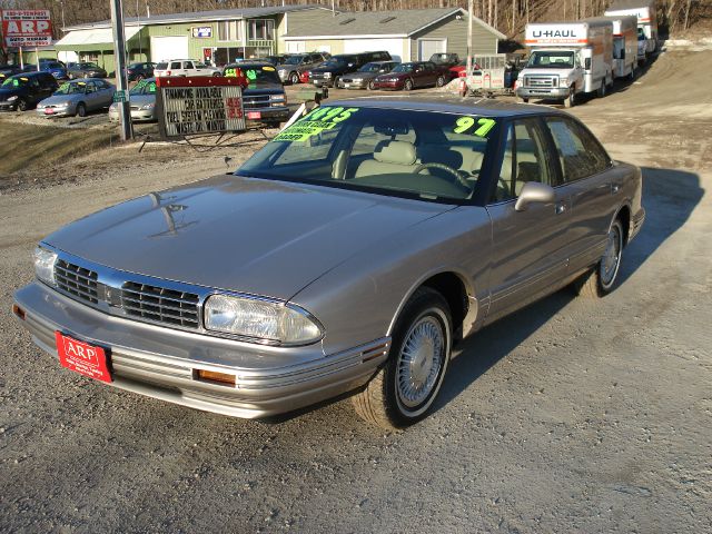 Oldsmobile Regency 1997 photo 26