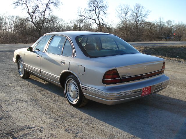 Oldsmobile Regency 1997 photo 34