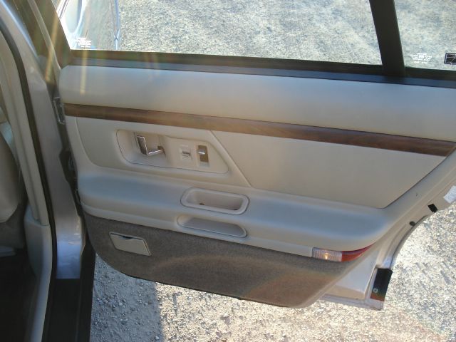 Oldsmobile Regency 1997 photo 37