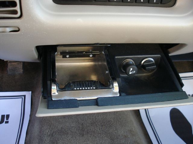 Oldsmobile Regency 1997 photo 43