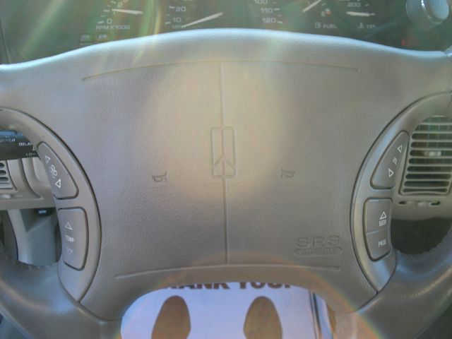 Oldsmobile Regency 1997 photo 5