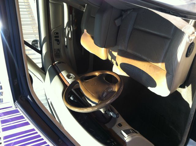 Oldsmobile Regency LTZ 4WD W/sunroof Sedan