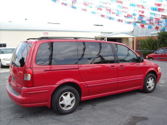 Oldsmobile Silhouette 1998 photo 2