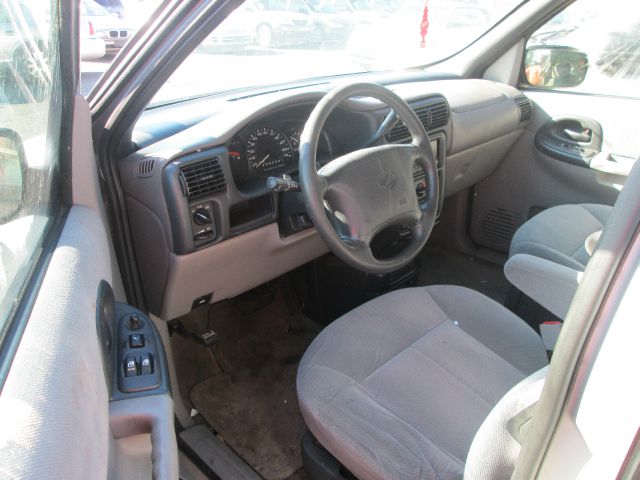 Oldsmobile Silhouette 1998 photo 2