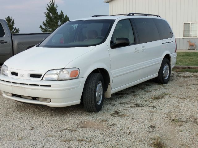 Oldsmobile Silhouette 1998 photo 3