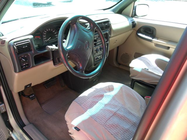 Oldsmobile Silhouette GS 43 MiniVan