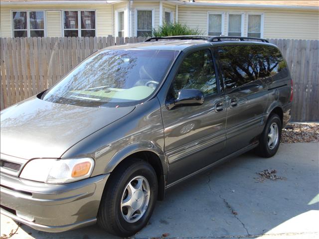 Oldsmobile Silhouette 4dr Sdn 2.4L MiniVan
