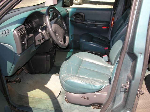 Oldsmobile Silhouette 1998 photo 12