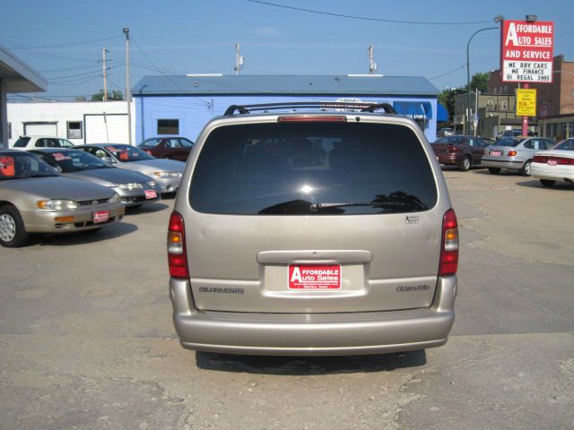 Oldsmobile Silhouette EXL 7 Passenger AWD MiniVan