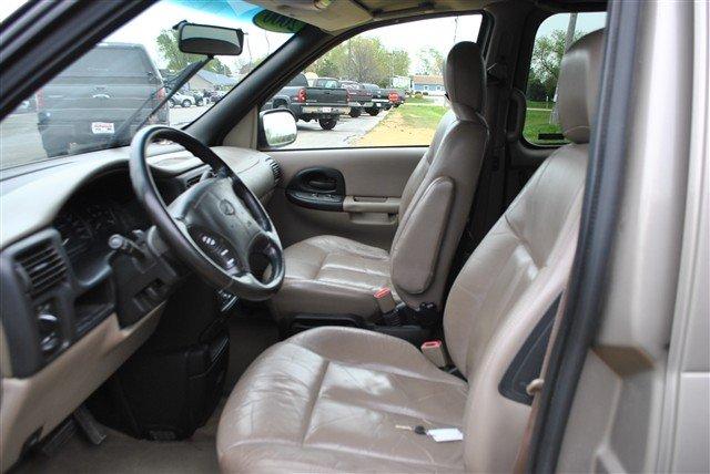 Oldsmobile Silhouette 2000 photo 1