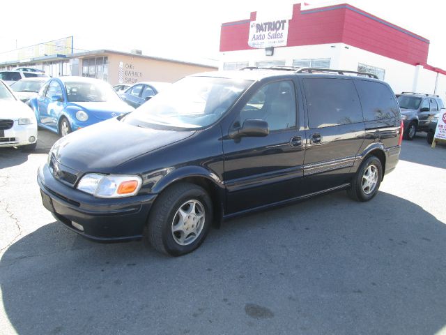 Oldsmobile Silhouette 2000 photo 2